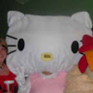 Meet your Posher, Laura j.